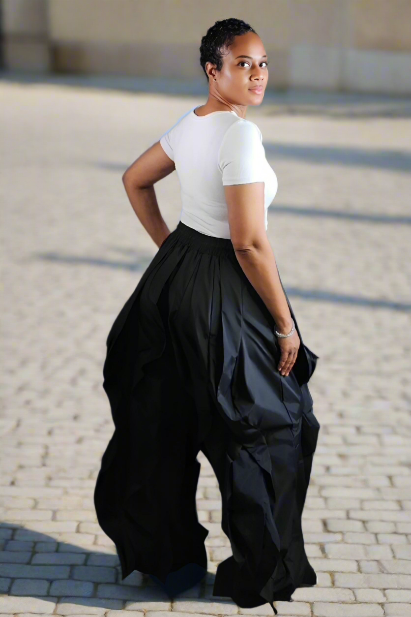 STATEMENT FLOW PANTS