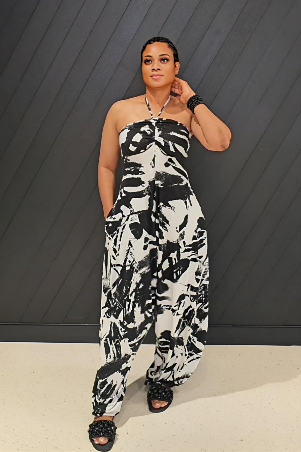 NOT AVERAGE -JUMPSUIT